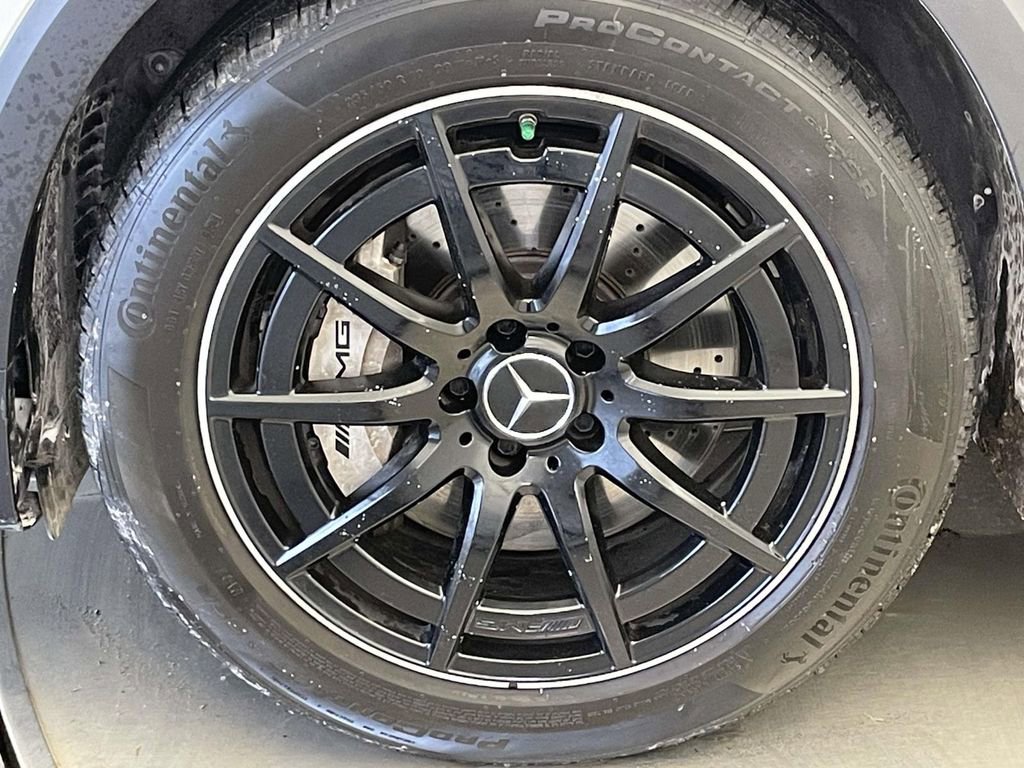 Used 2025 Mercedes-Benz GLB 35 AMG 4MATIC image 11