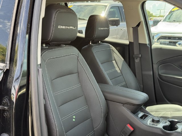 Used 2024 GMC Terrain Denali w/ Black Diamond Edition AWD/4WD image 21