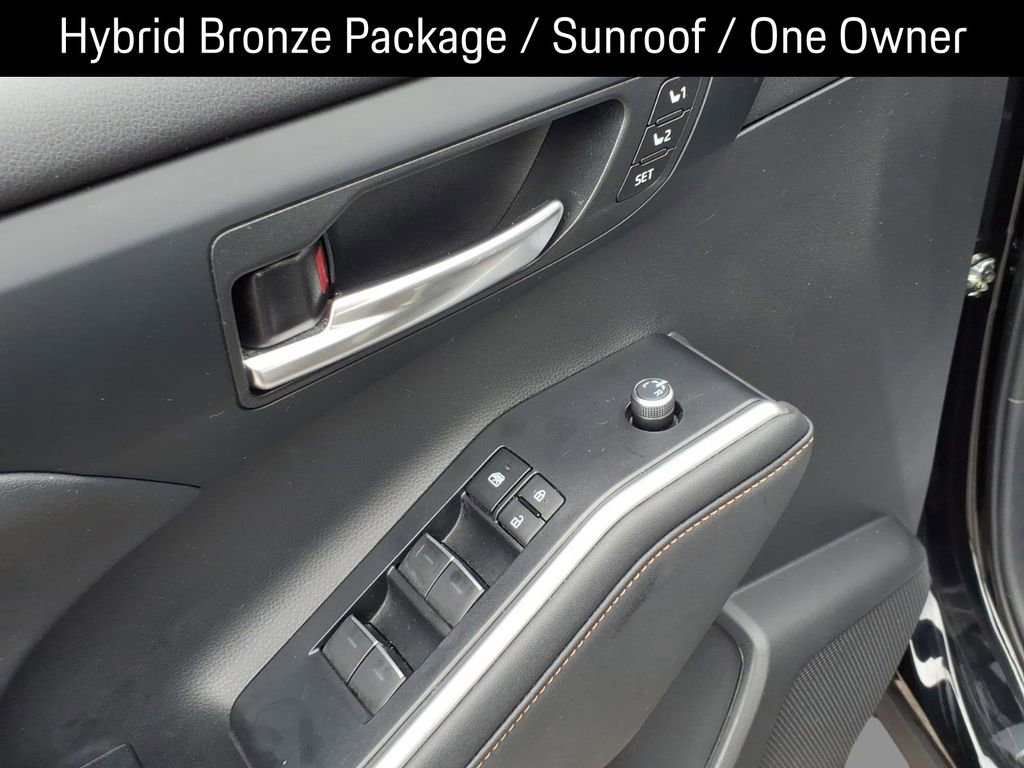 Used 2023 Toyota Highlander Bronze Edition image 17