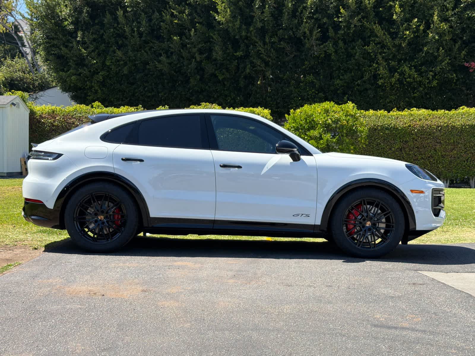 New 2026 Porsche Cayenne GTS AWD/4WD image 9
