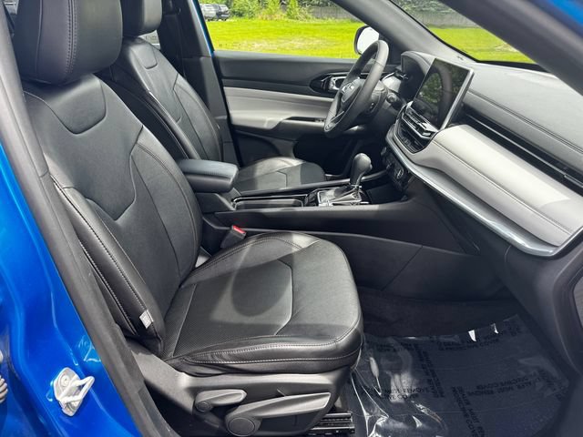 Used 2023 Jeep Compass Limited AWD/4WD image 14
