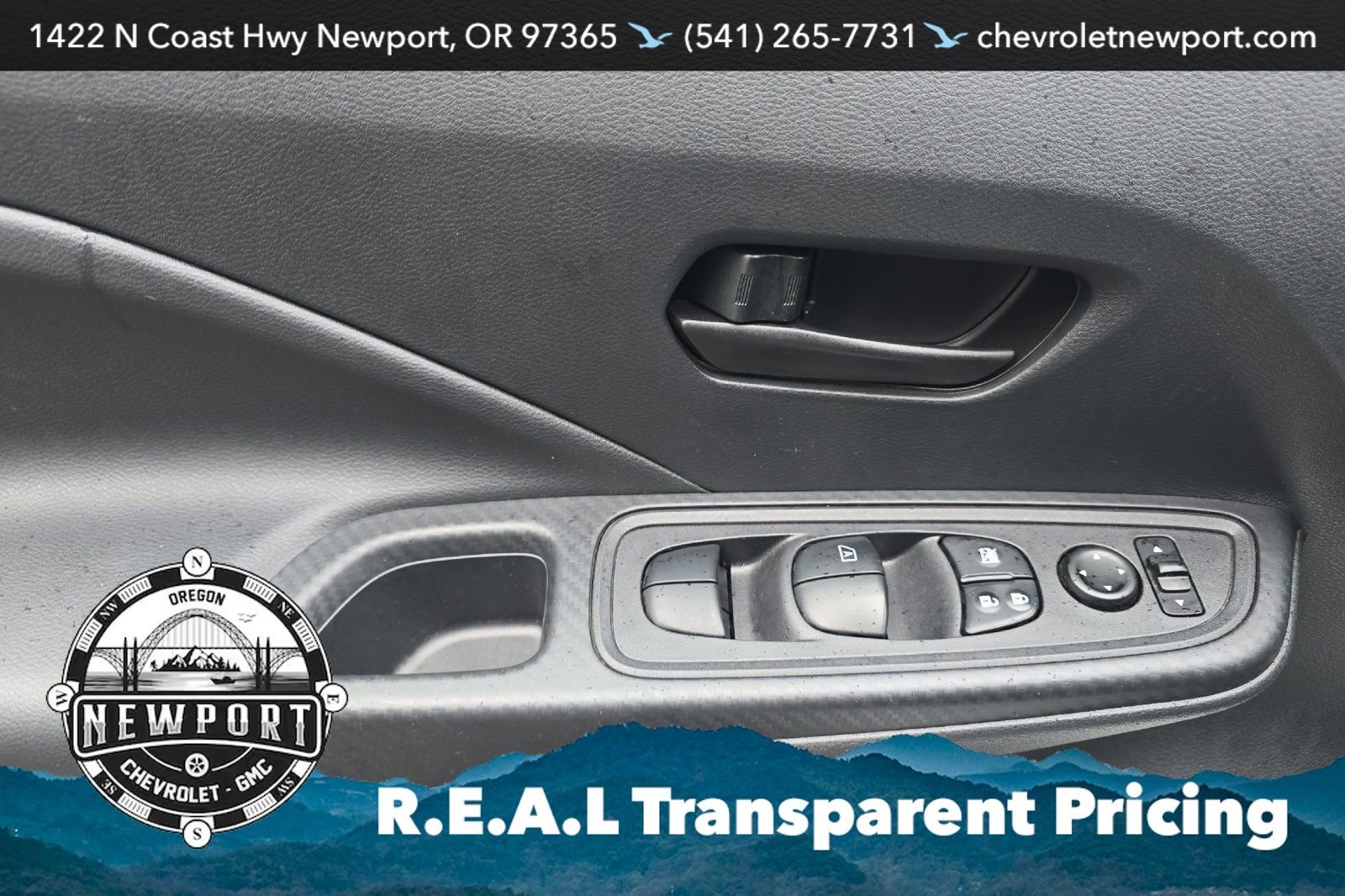 Used 2021 Nissan Versa S image 11