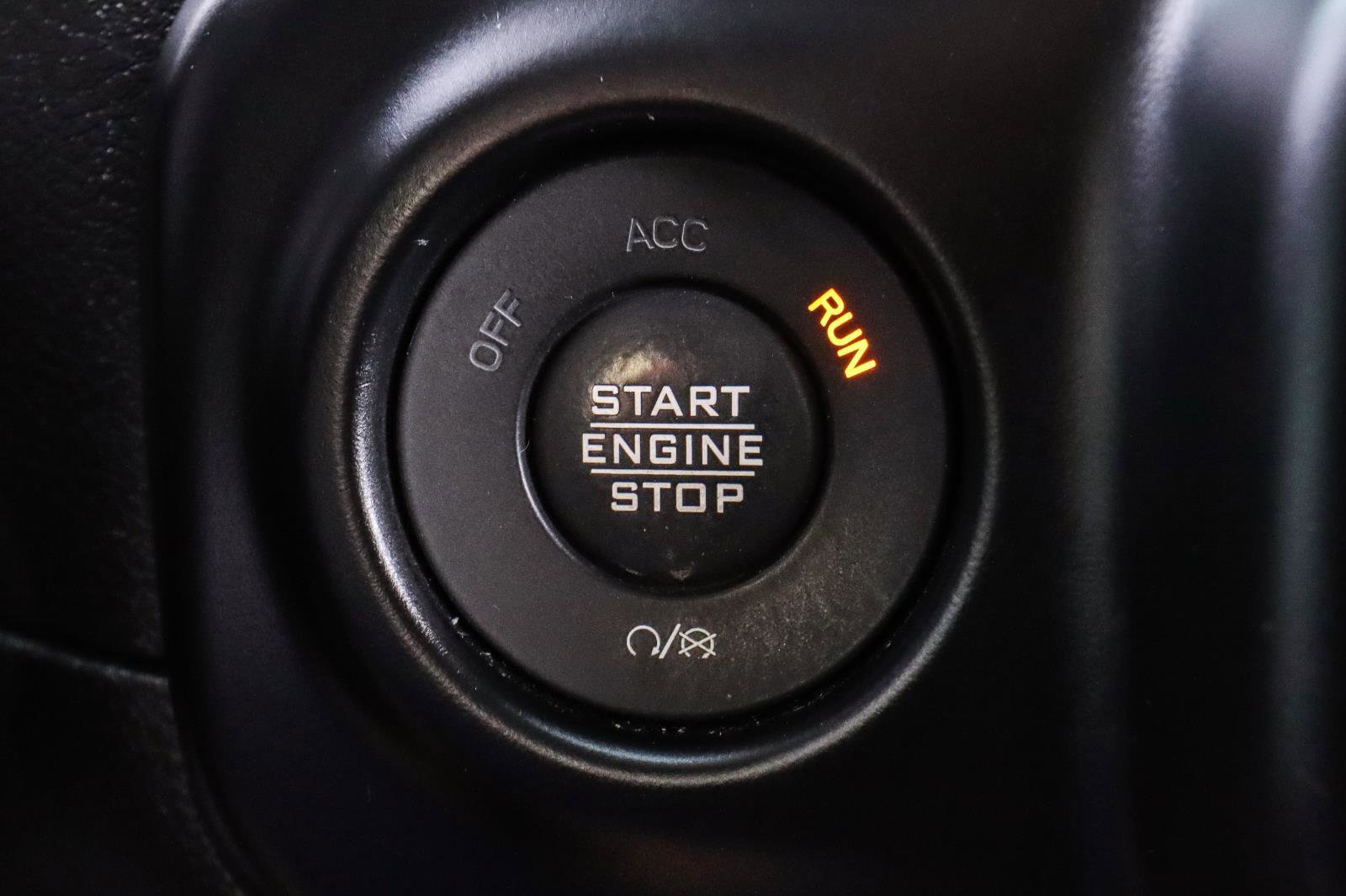 Used 2022 Jeep Wrangler Unlimited Sahara image 16