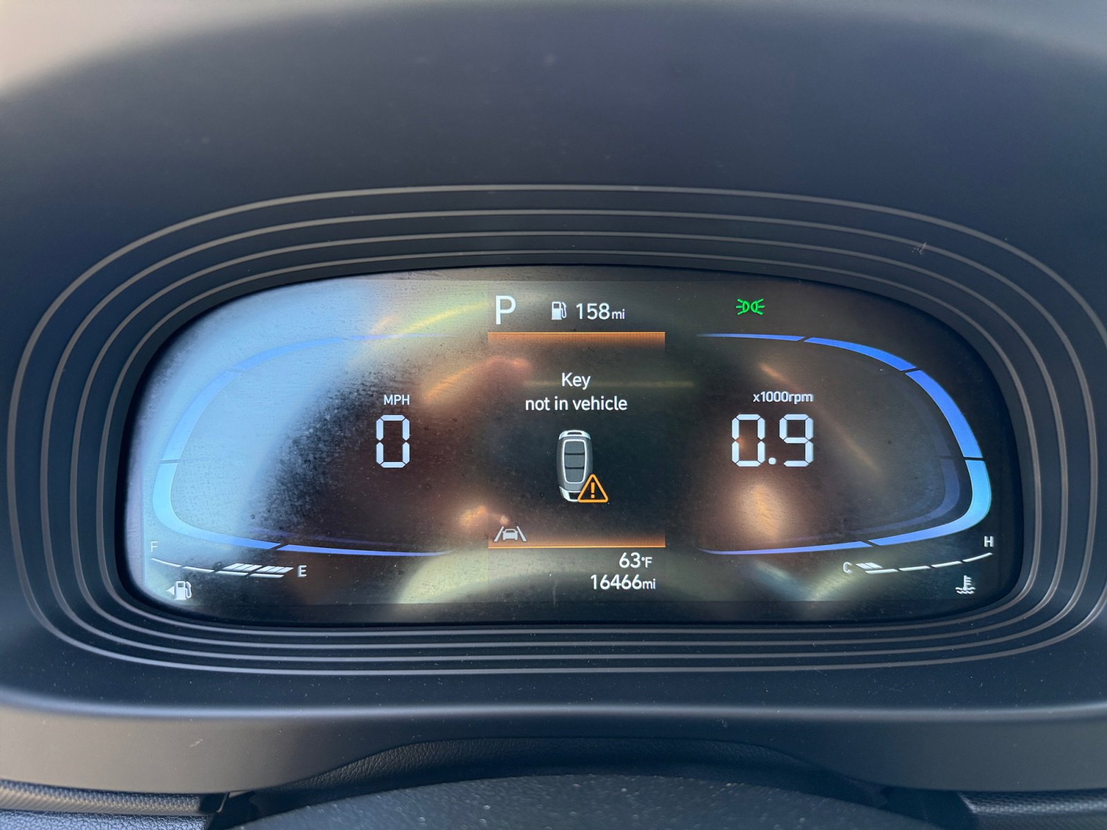 Certified 2025 Hyundai Venue SEL image 11