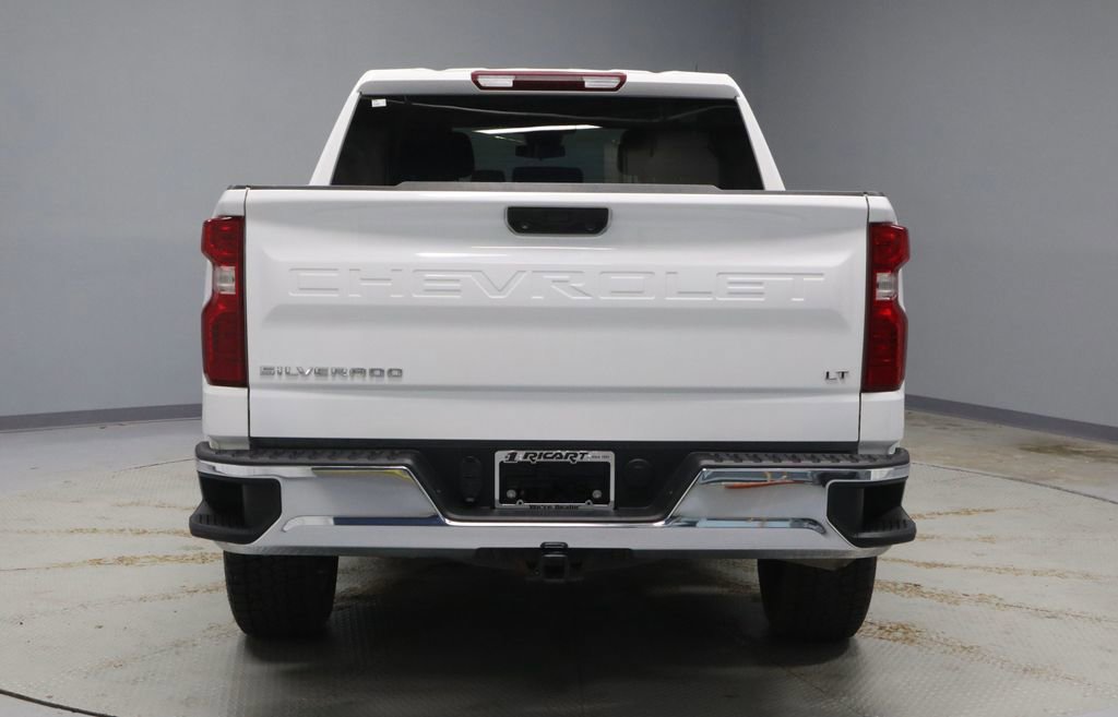 Used 2022 Chevrolet Silverado 1500 LT AWD/4WD image 11