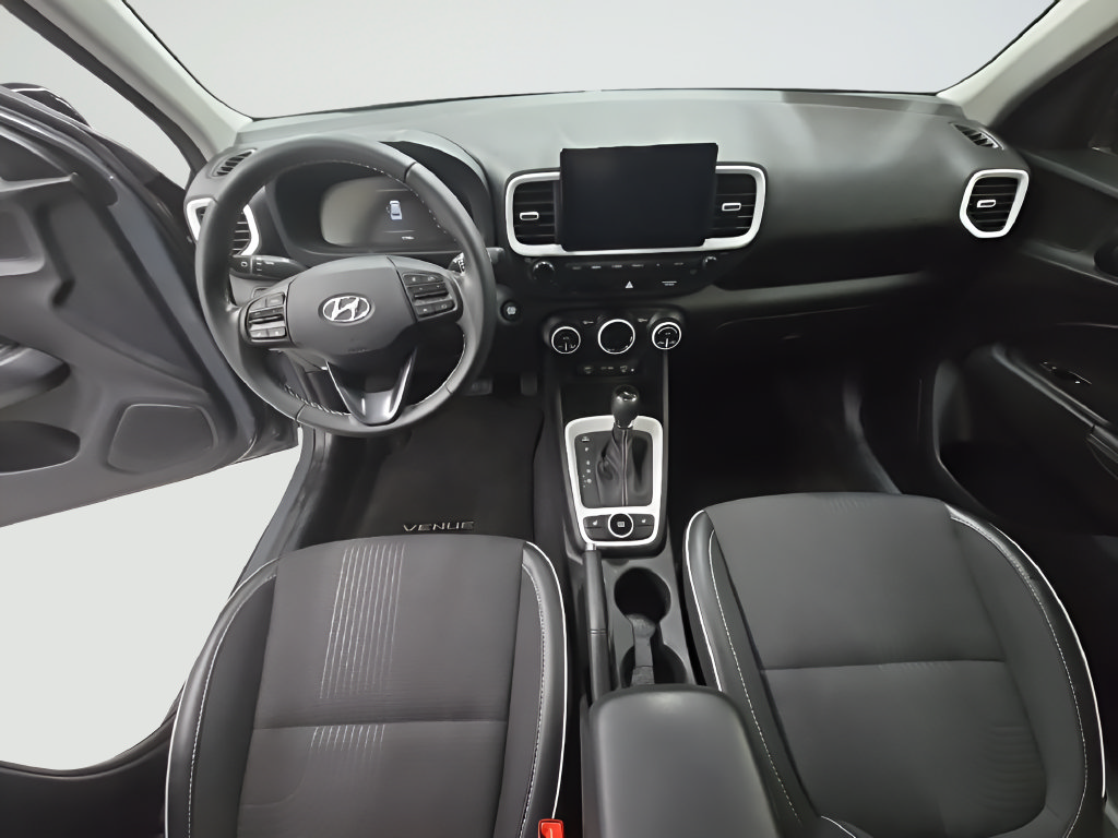 Certified 2026 Hyundai Venue SEL FWD image 29