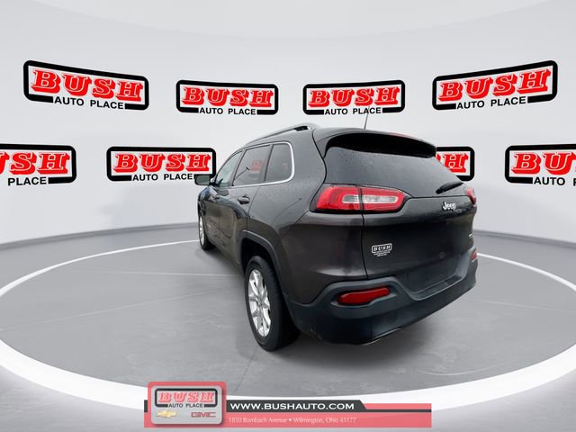 Used 2017 Jeep Cherokee Latitude w/ Comfort & Sound Group image 8