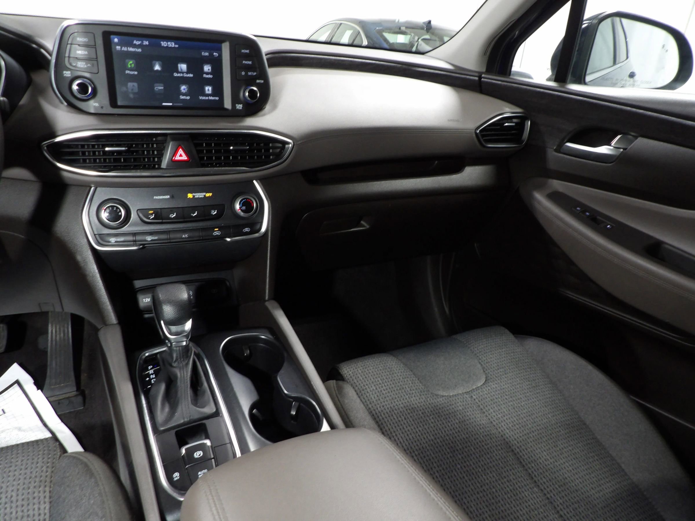 Used 2019 Hyundai Santa Fe SE FWD image 11