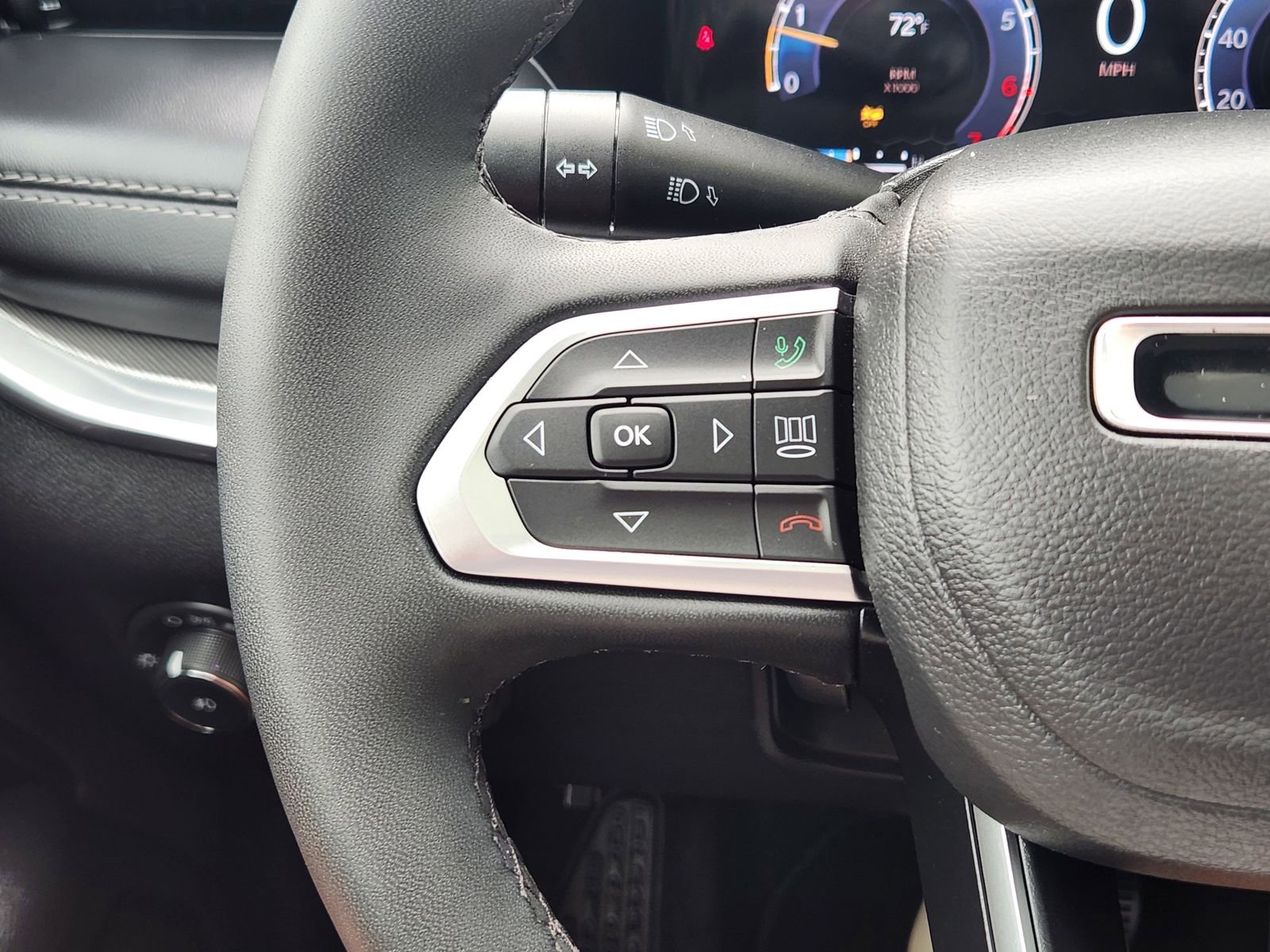 Used 2024 Jeep Compass Limited w/ High Altitude Package image 31
