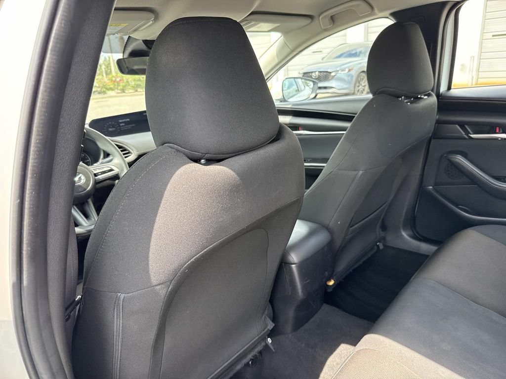 Used 2021 MAZDA MAZDA3 s FWD image 13