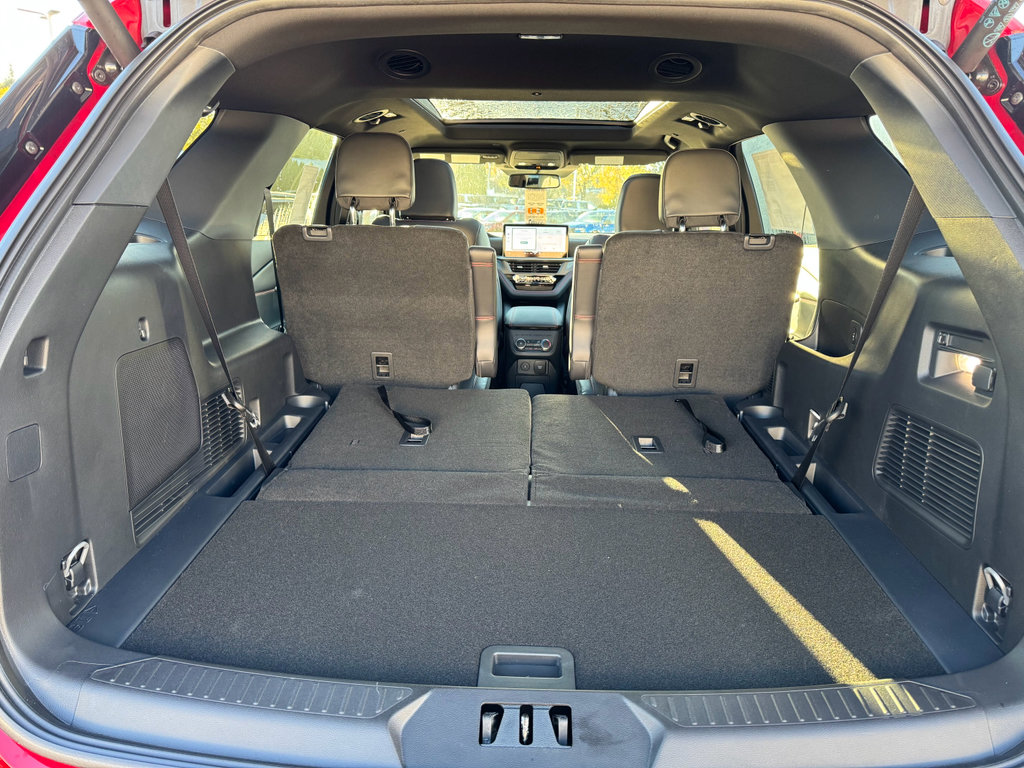 New 2026 Ford Explorer ST-Line image 9