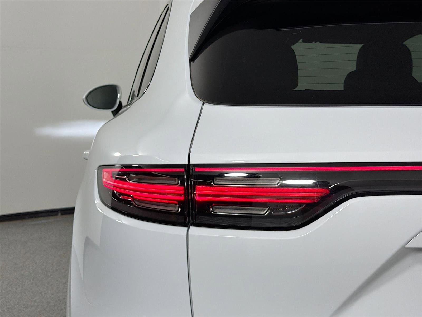 Certified 2023 Porsche Cayenne S Platinum w/ Assistance Package image 16