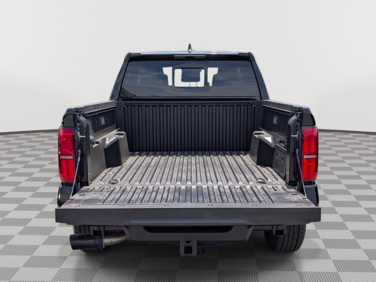 Used 2025 Toyota Tacoma TRD Sport w/ TRD Sport Upgrade Package AWD/4WD image 14