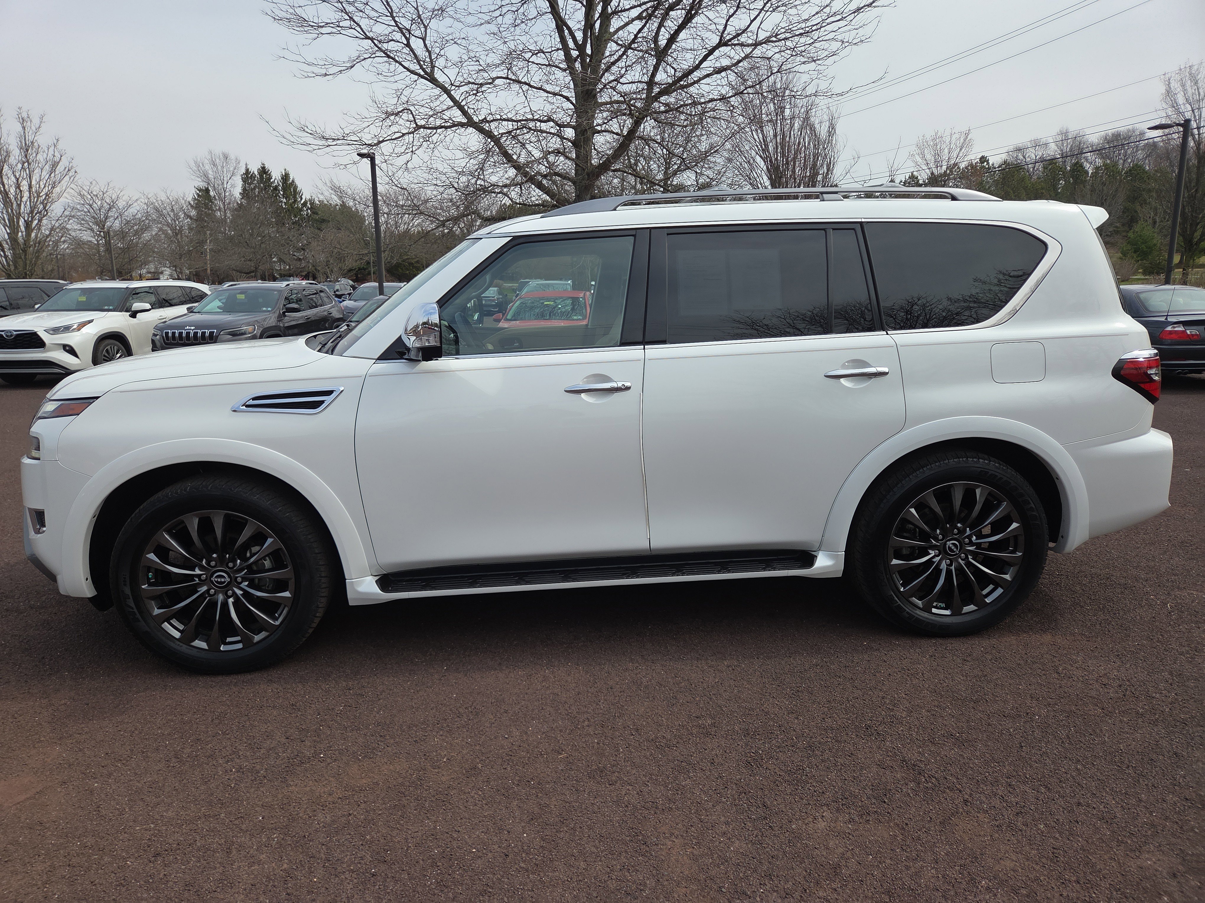 Used 2023 Nissan Armada Platinum w/ Cargo Package image 6