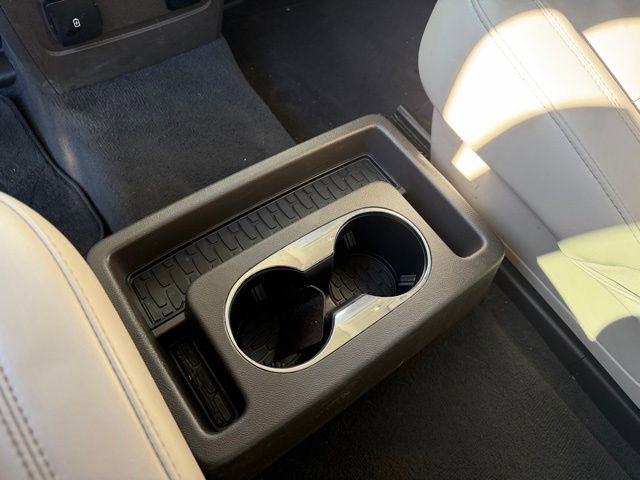 Used 2023 Lincoln Aviator AWD w/ Premium Package image 13