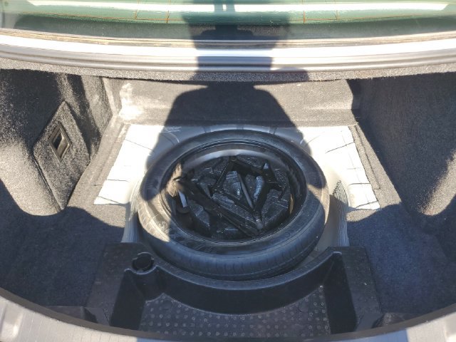 Used 2013 Cadillac XTS Luxury AWD/4WD image 11