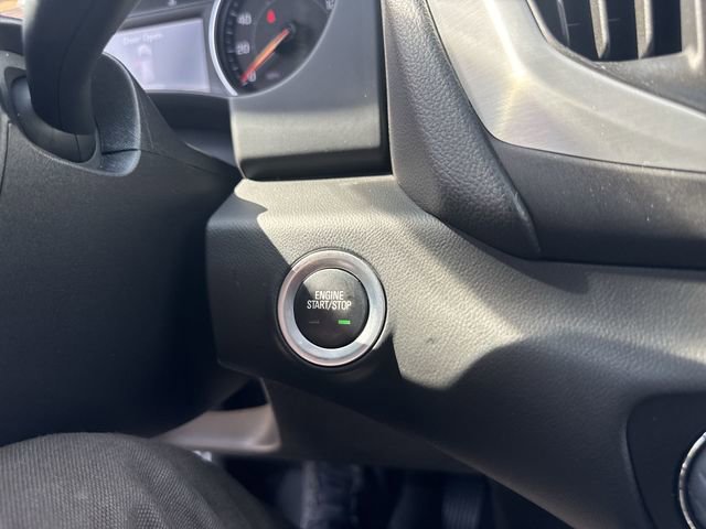 Used 2023 GMC Terrain SLT w/ Tech Package image 16