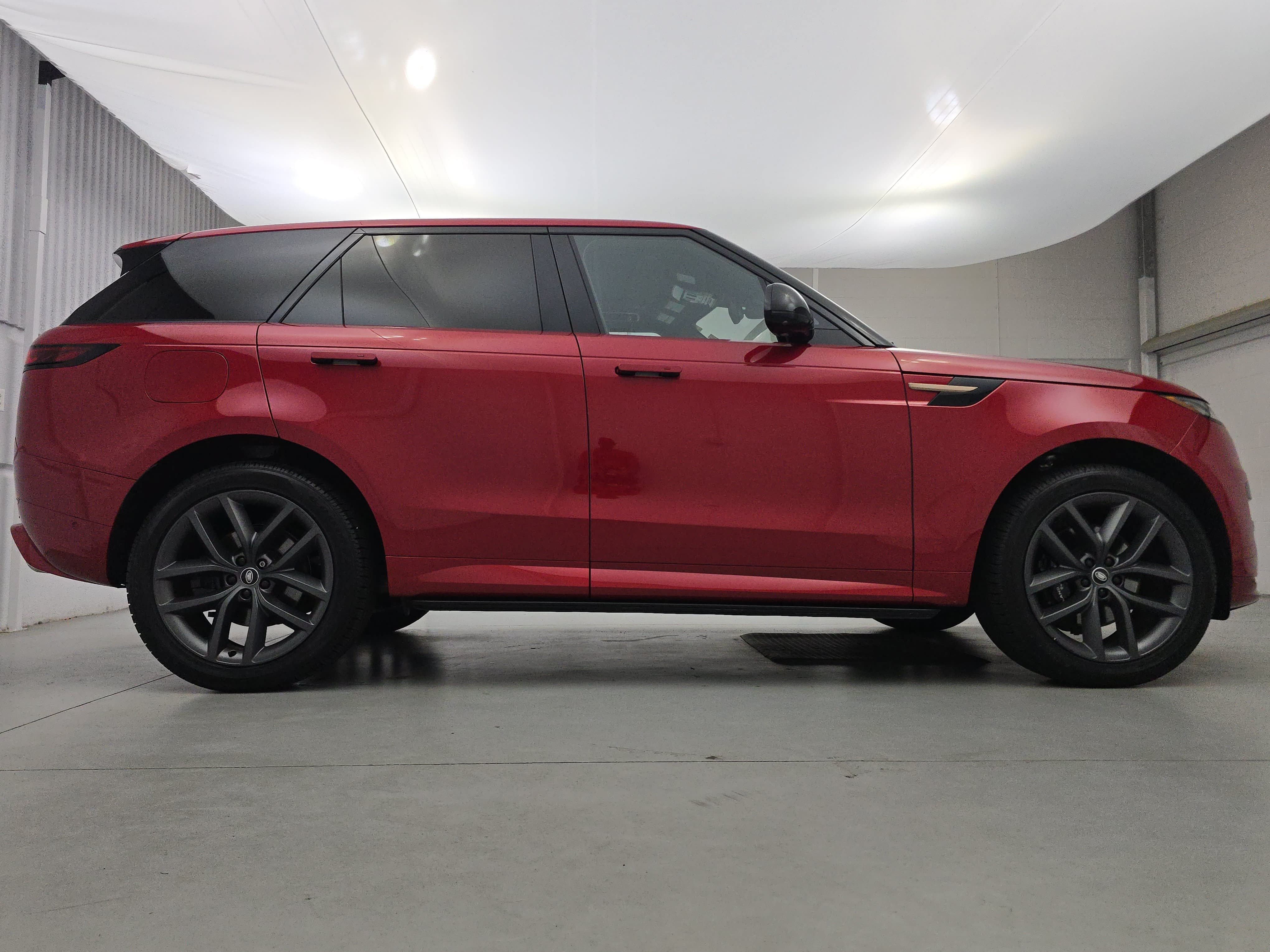 Used 2023 Land Rover Range Rover Sport SE Dynamic AWD/4WD image 8
