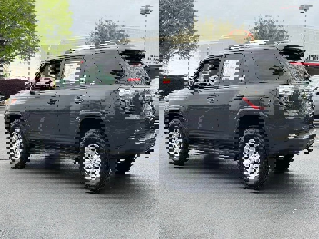 Used 2024 Toyota 4Runner SR5 image 10