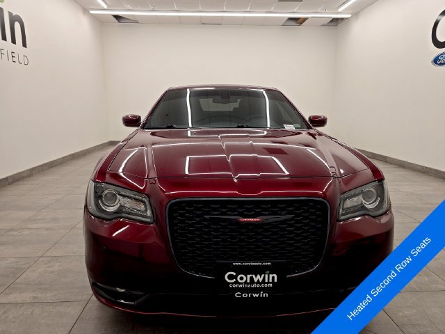 Used 2023 Chrysler 300 S w/ Comfort Group RWD image 7