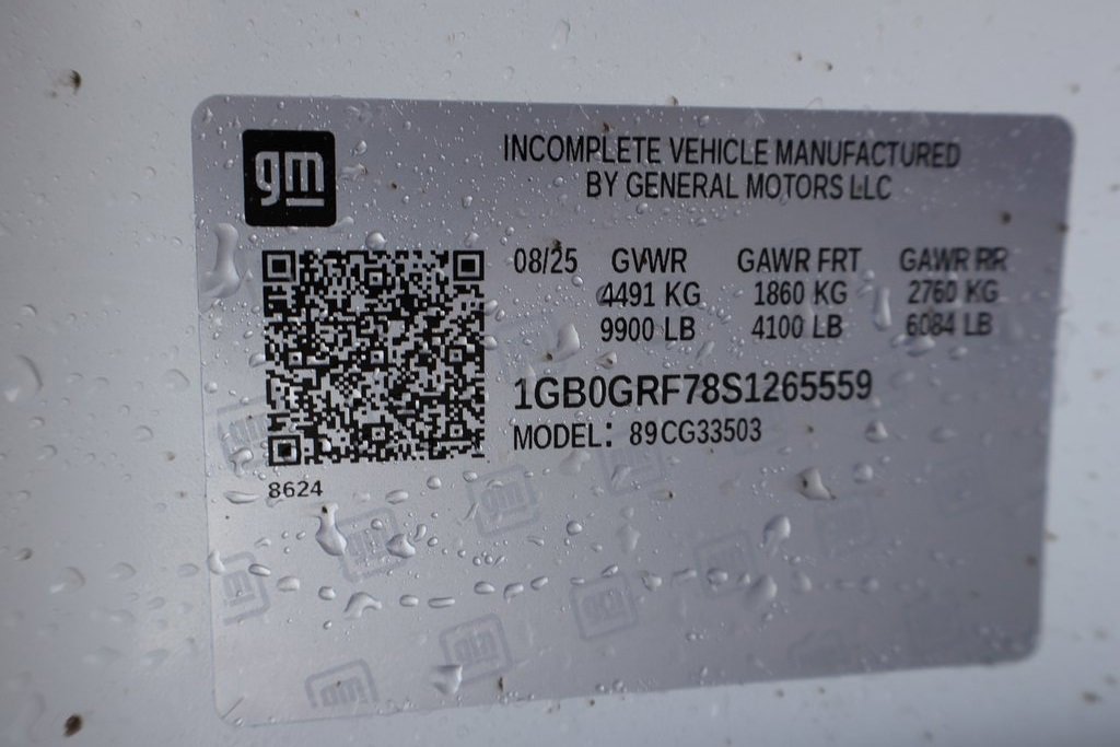 New 2025 Chevrolet Express 3500 w/ Power Convenience Package image 31