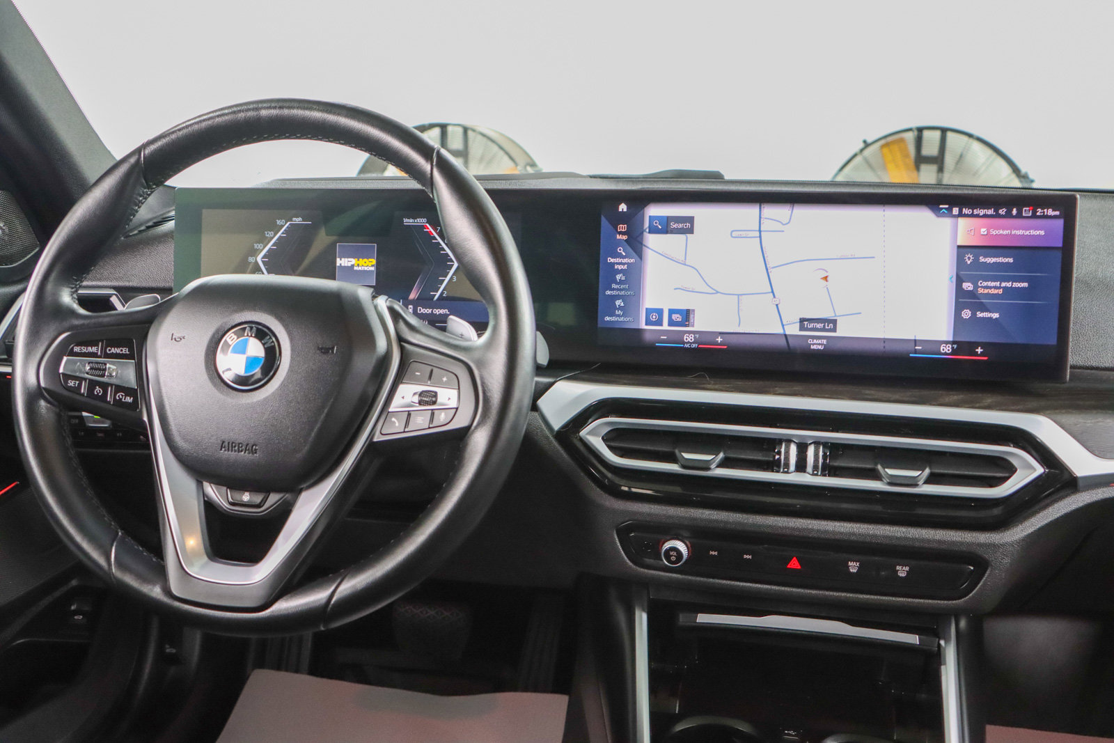 Used 2023 BMW 330i Sedan w/ Premium Package image 17