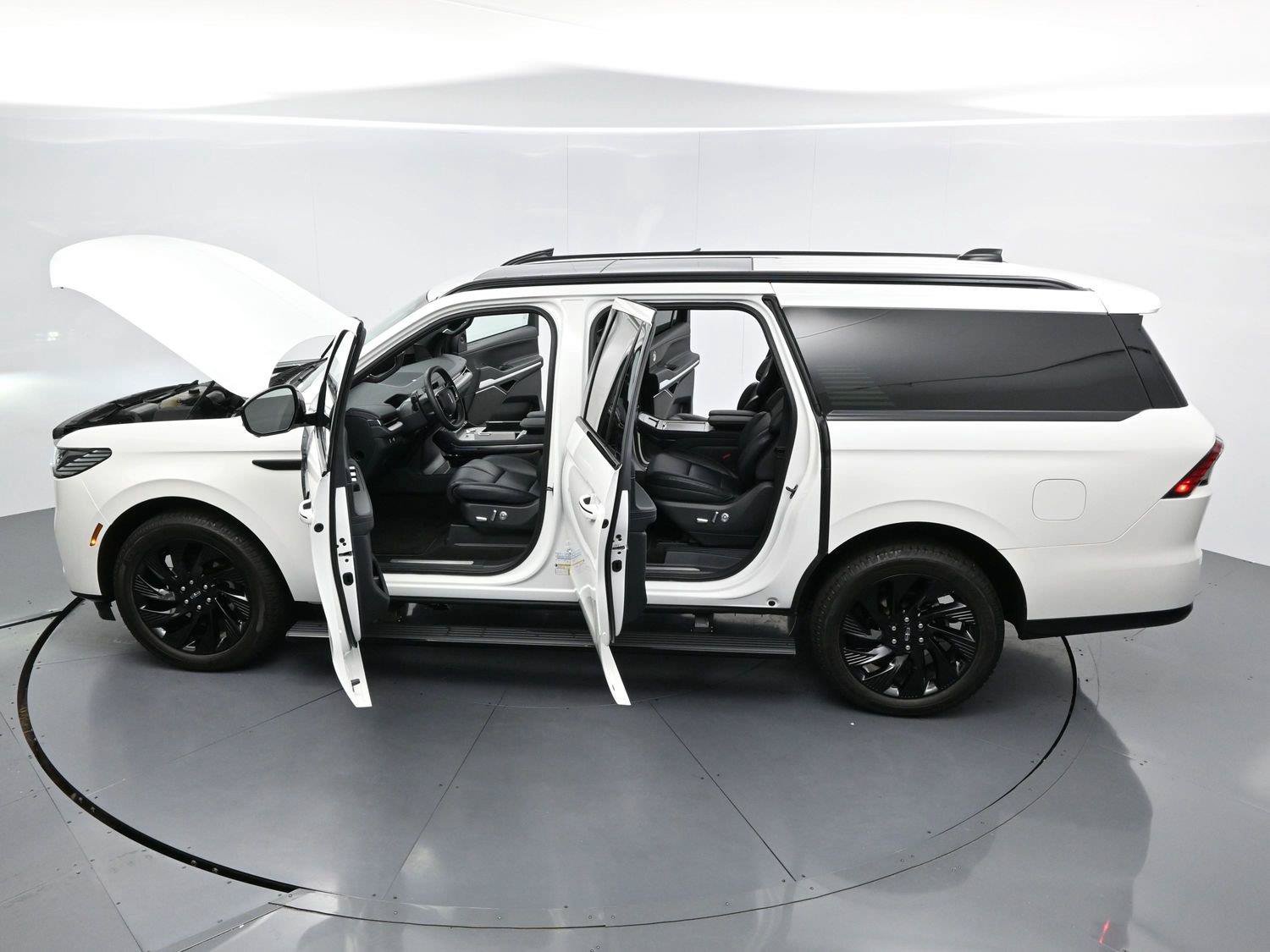 Used 2026 Lincoln Navigator L Reserve w/ Jet Appearance Package AWD/4WD image 43