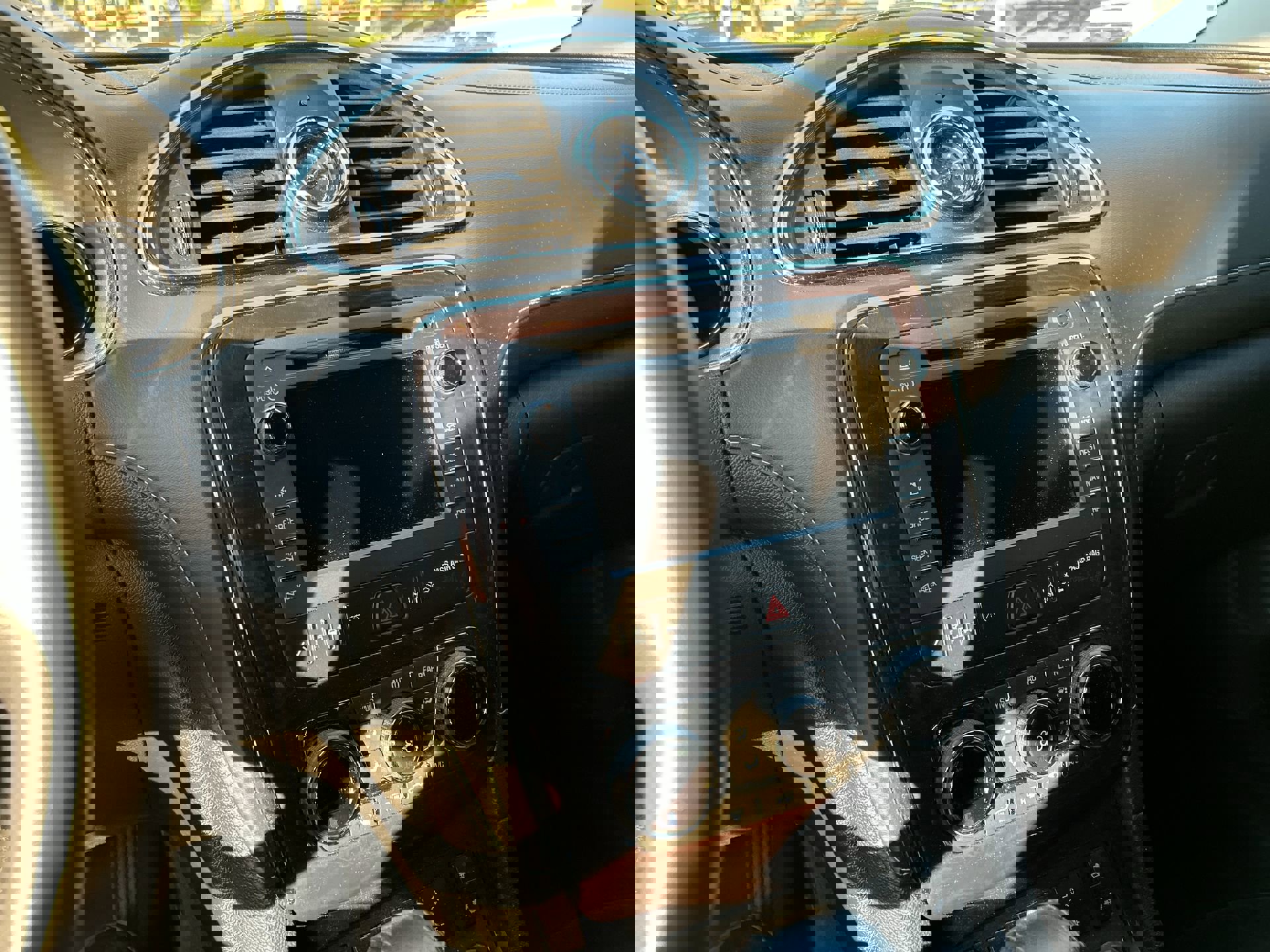 Used 2017 Buick Enclave Leather image 21