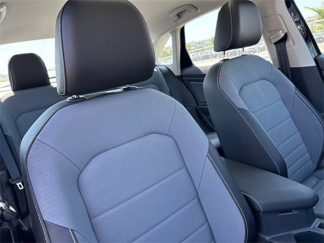 New 2025 Volkswagen Jetta SE image 18