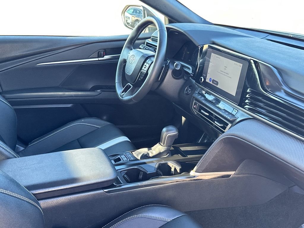 Certified 2025 Toyota Camry SE image 9