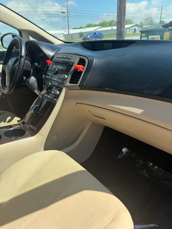 Used 2009 Toyota Venza FWD image 25