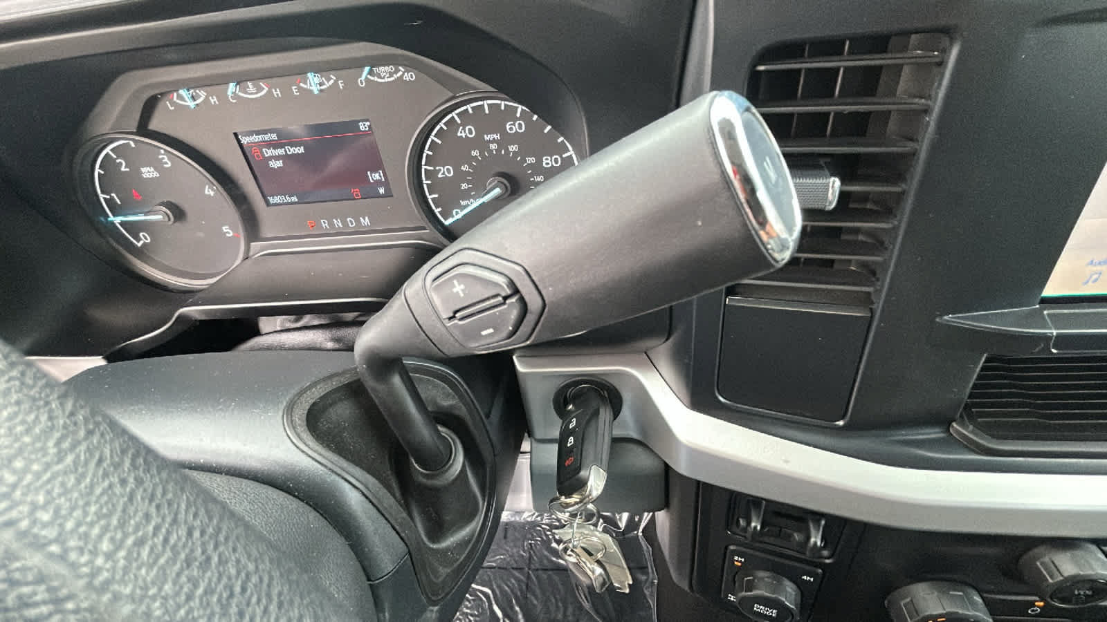 Used 2024 Ford F250 XLT w/ FX4 Off-Road Package AWD/4WD image 13