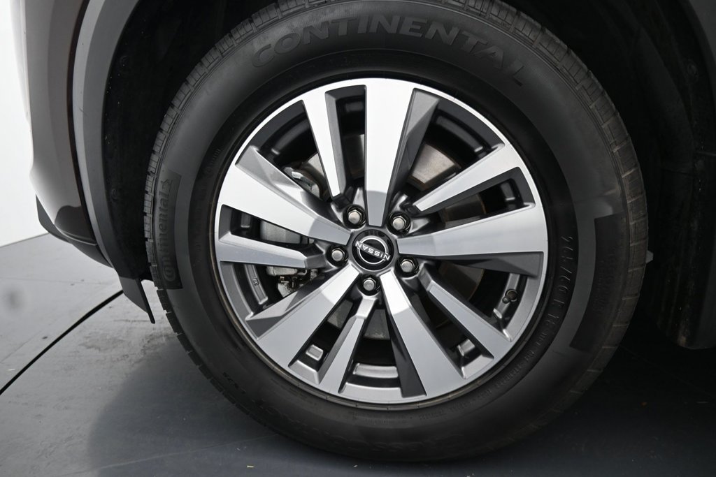 Used 2022 Nissan Pathfinder SL AWD/4WD image 14