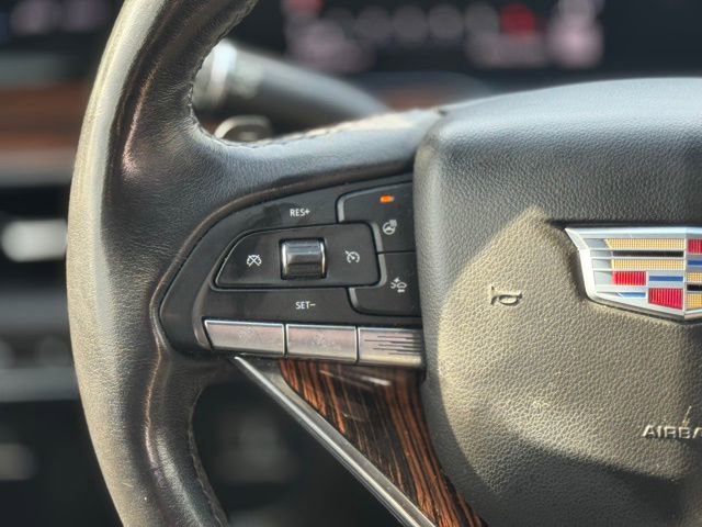 Used 2021 Cadillac Escalade ESV Premium Luxury w/ LPO, Radiant Package image 25