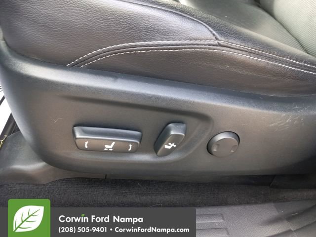 Used 2023 Toyota 4Runner Limited image 12