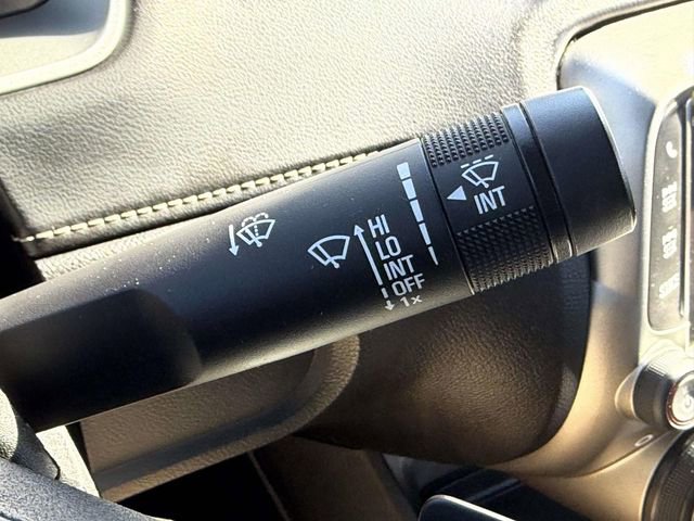 Used 2015 Chevrolet Camaro LT image 18