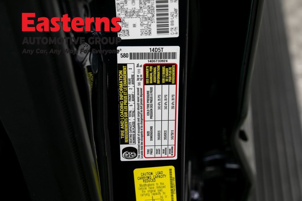 Used 2023 Toyota Tundra Platinum AWD/4WD image 38