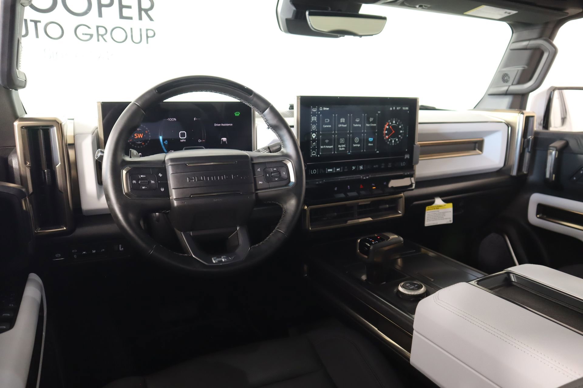 Used 2025 GMC Hummer EV 2X image 2