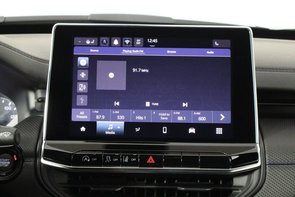 New 2026 Jeep Compass Latitude image 28