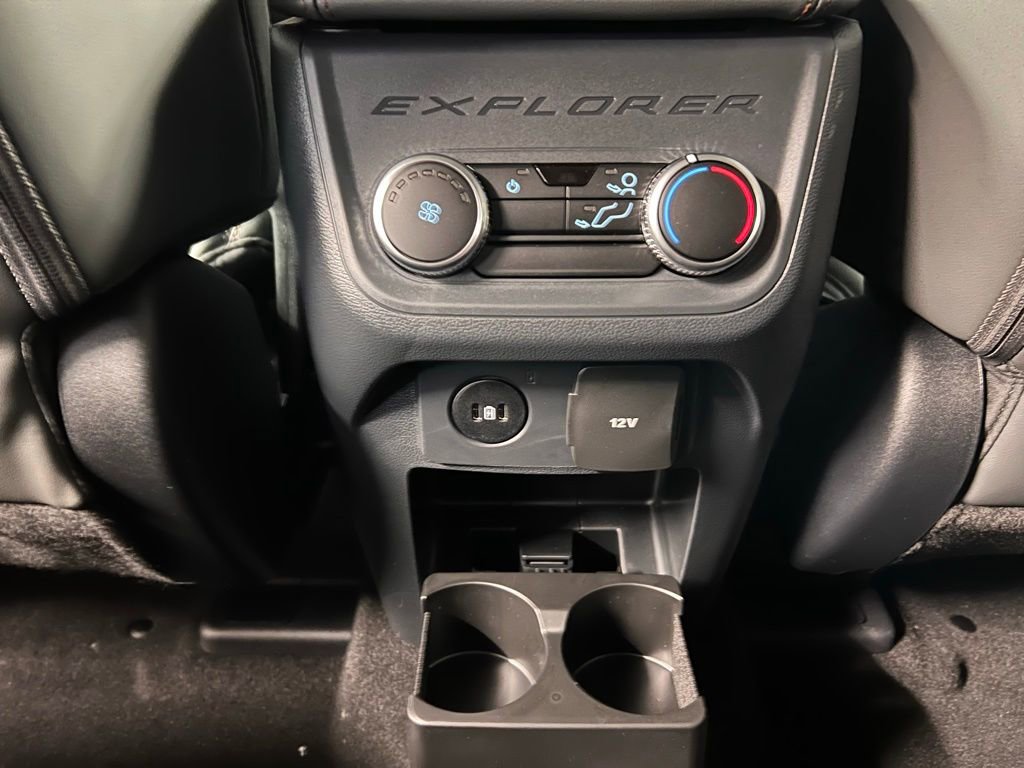 New 2026 Ford Explorer Active w/ Active Comfort Package AWD/4WD image 31