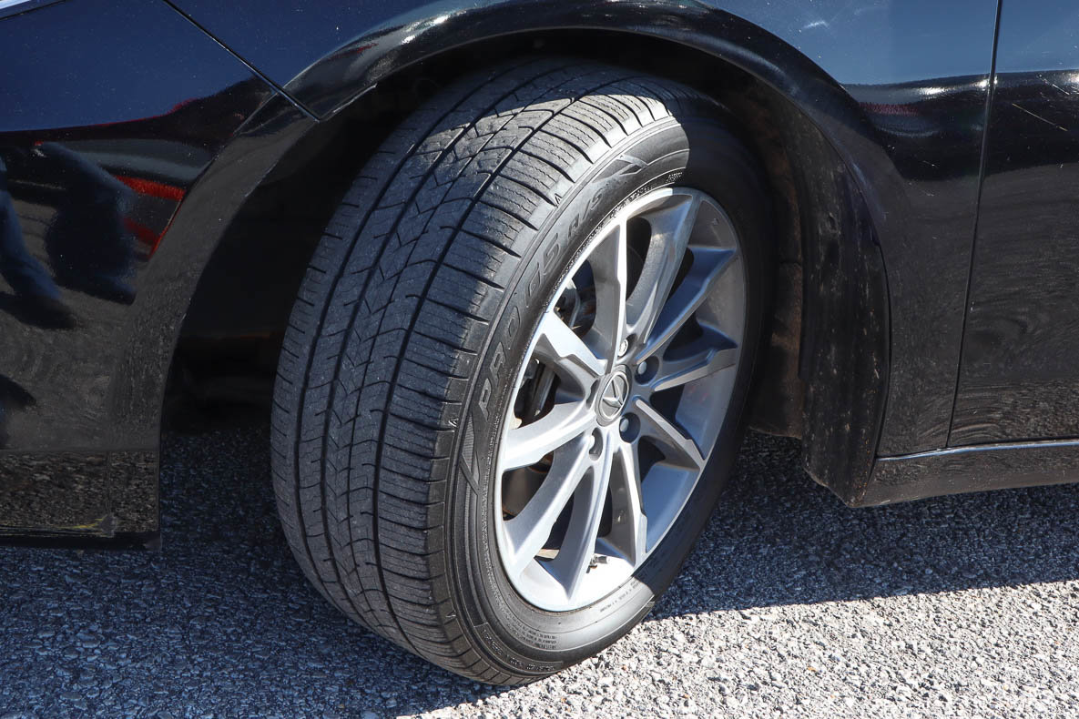 Used 2018 Acura TLX w/ Technology Package FWD image 18