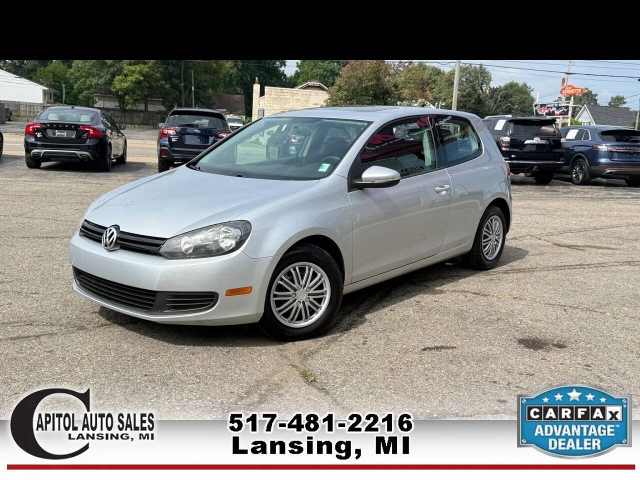Used 2012 Volkswagen Golf 2-Door FWD image 4