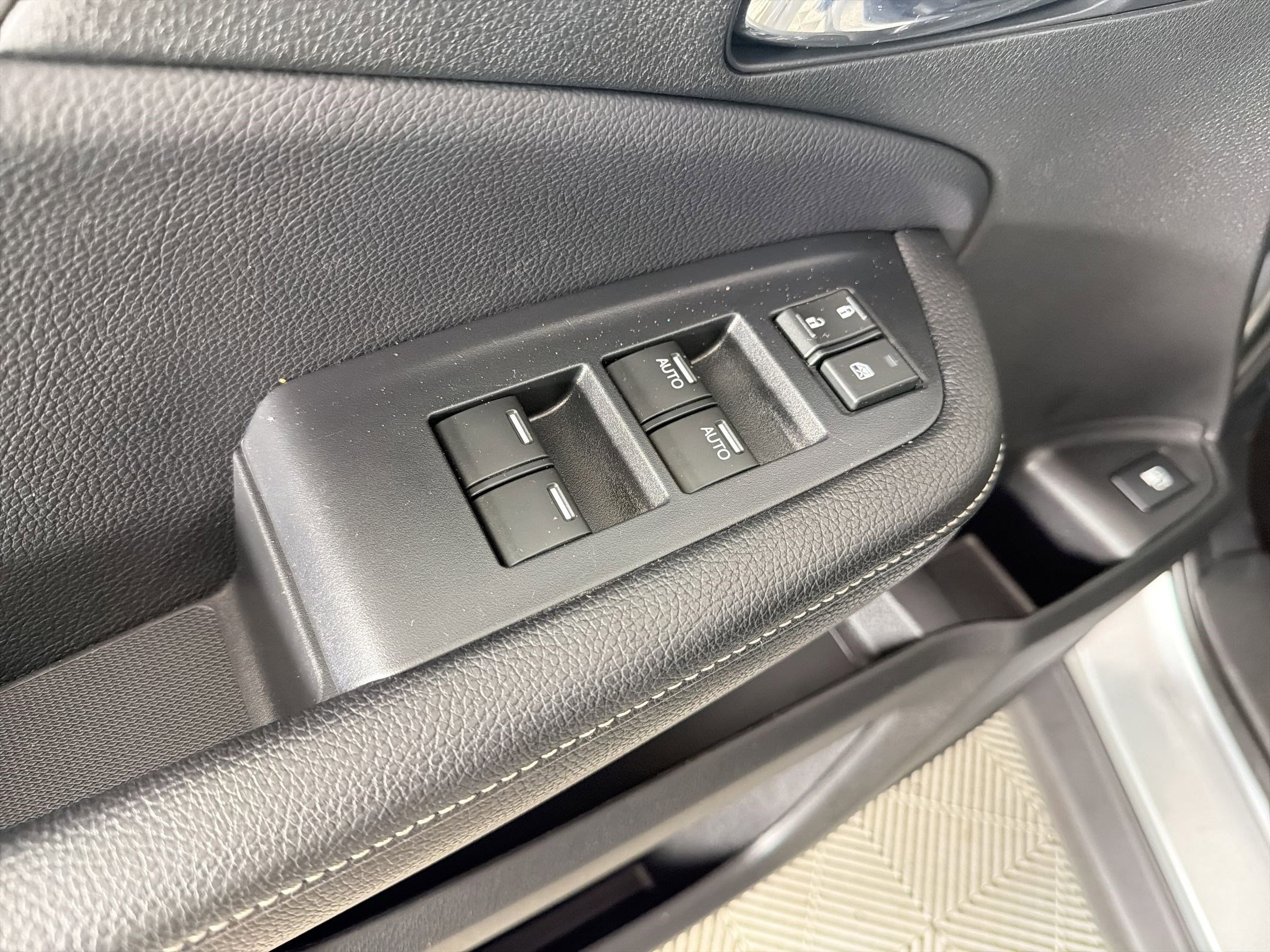 Certified 2025 Honda Ridgeline RTL image 21