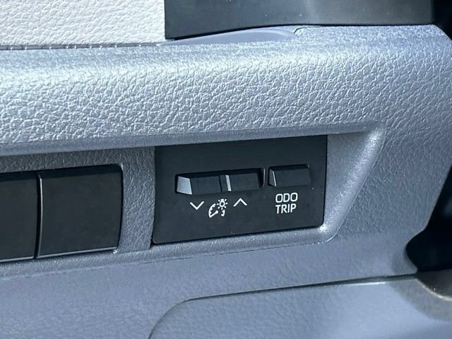 Used 2022 Toyota Sienna XLE w/ XLE Plus Package AWD/4WD image 26