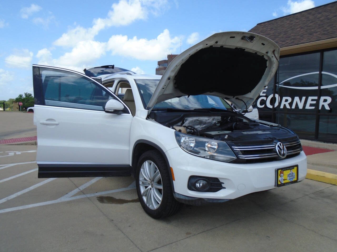 Used 2012 Volkswagen Tiguan SE FWD image 20