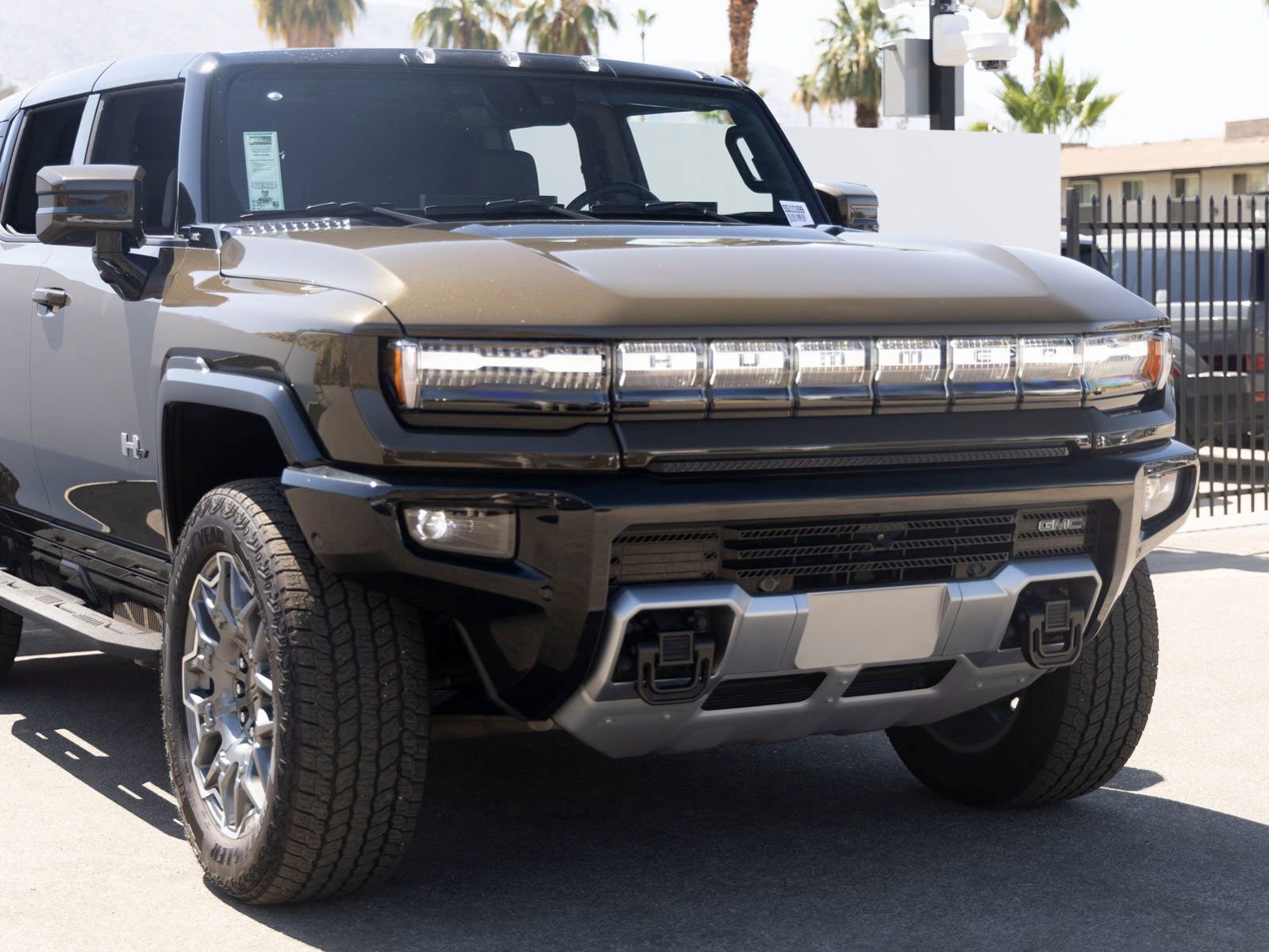 Used 2025 GMC Hummer EV 3X AWD/4WD video 3