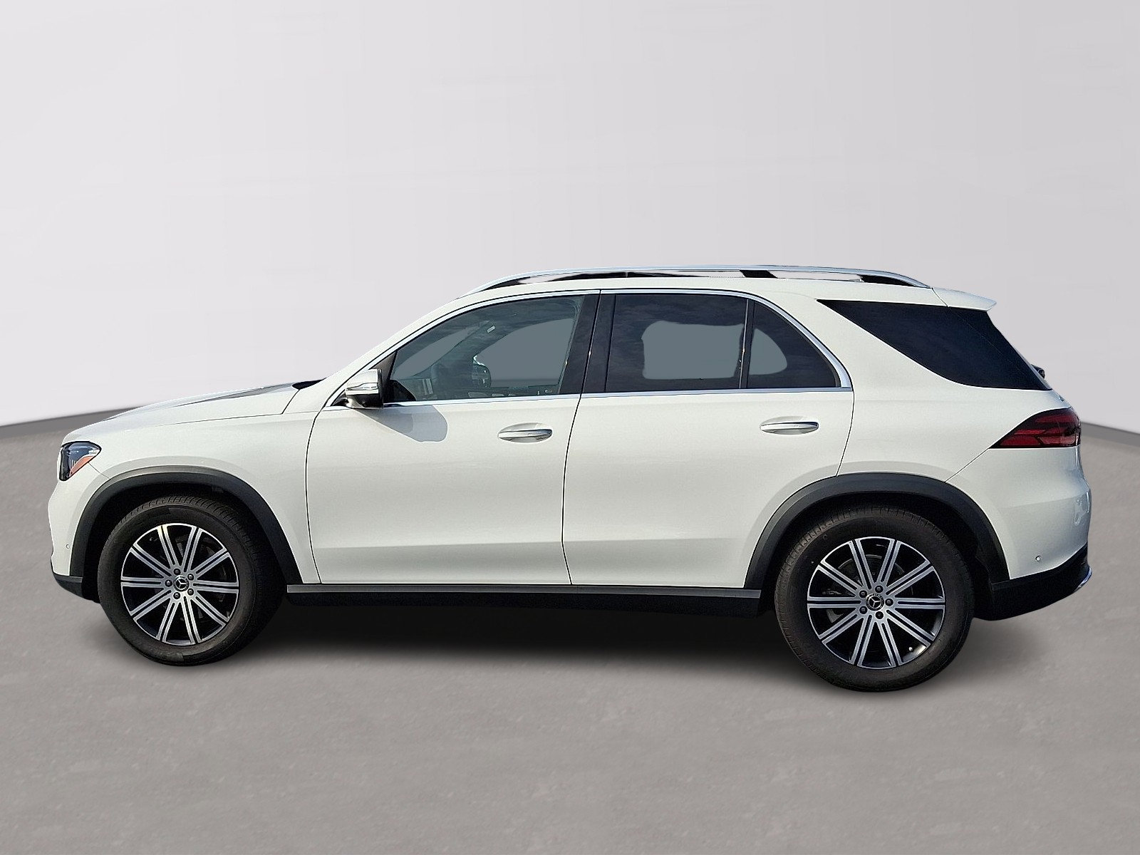 Used 2024 Mercedes-Benz GLE 350 4MATIC image 7