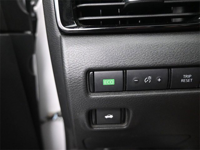 Used 2025 Nissan Sentra SV image 19