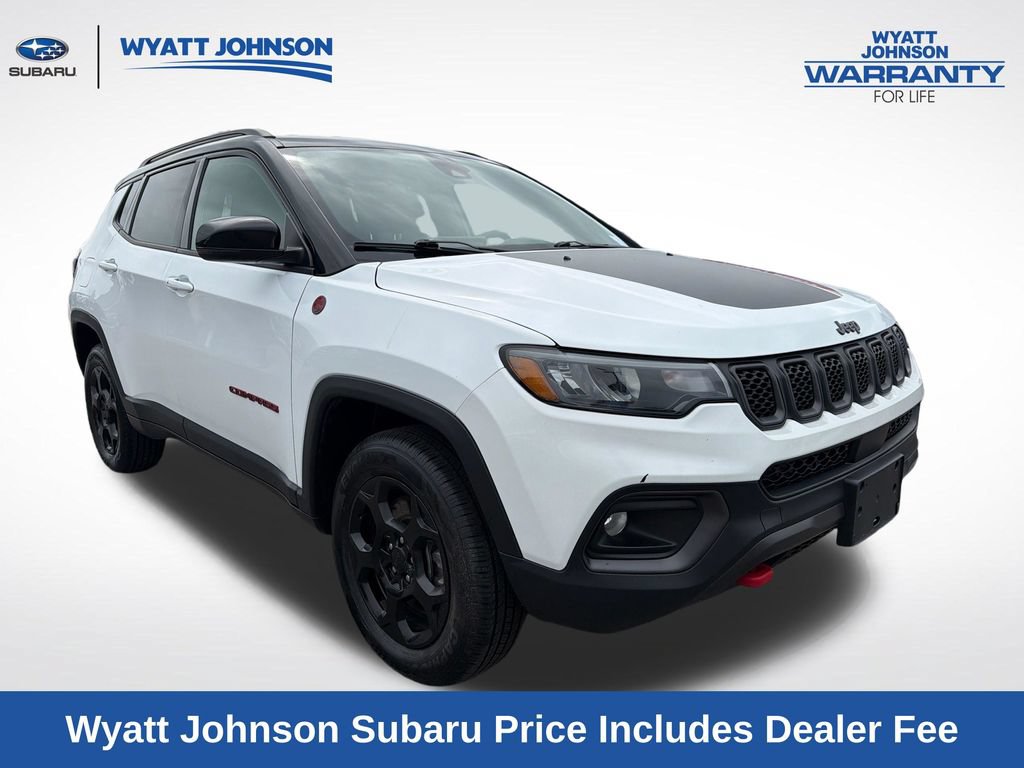 Used 2023 Jeep Compass Trailhawk AWD/4WD image 9