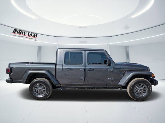 New 2026 Jeep Gladiator Sport image 2